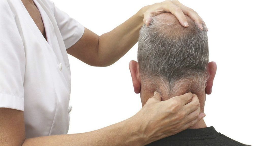 Πραγματοποίηση θεραπευτικού μασάζ αυχένα